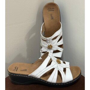 NEW CLARKS WOMENS 11 XW LEXI MYRTLE SLIDES SANDALS LEATHER WHITE SOFT CUSHION